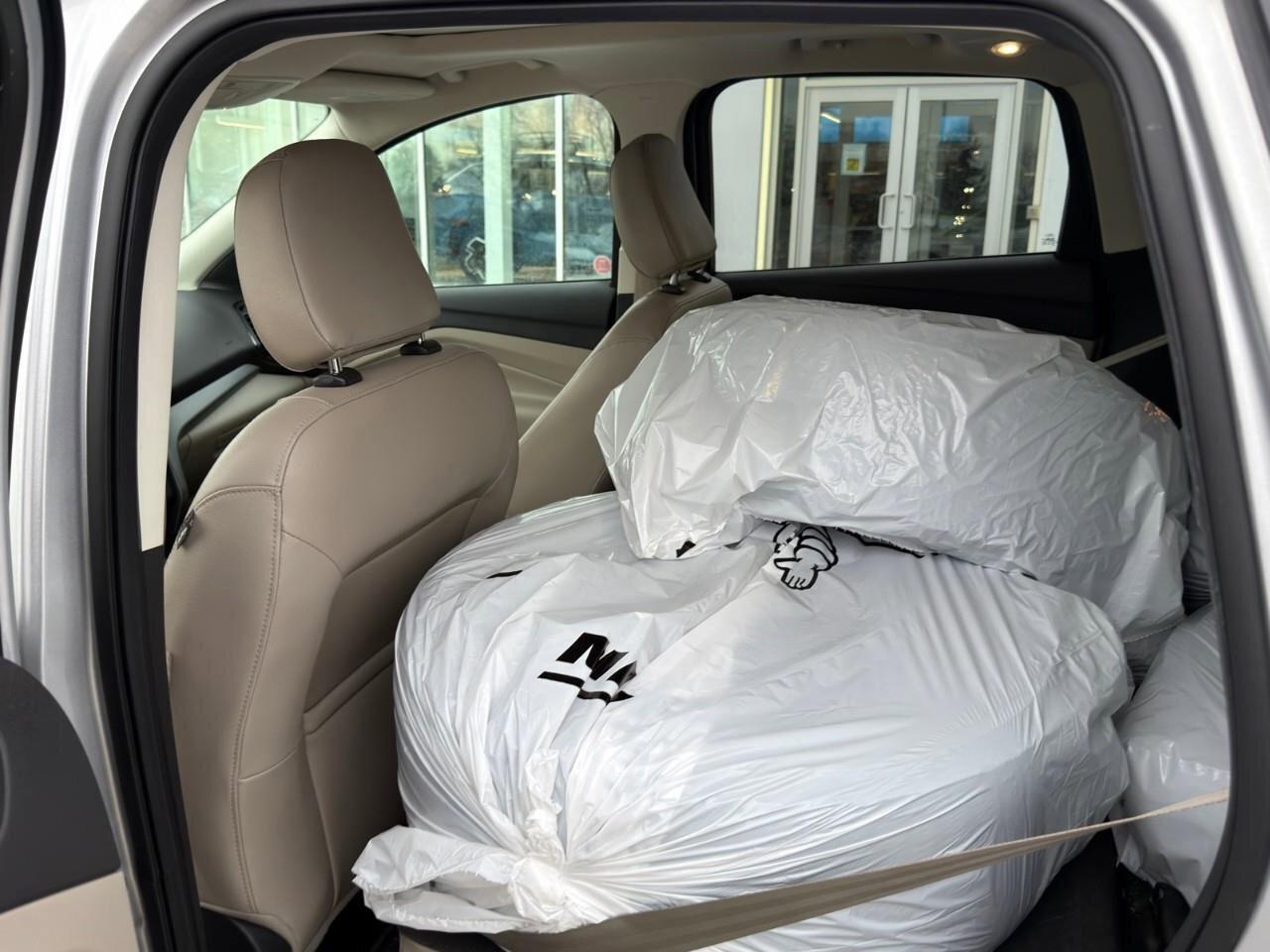 2018 Ford Escape SEL 4WD Photo