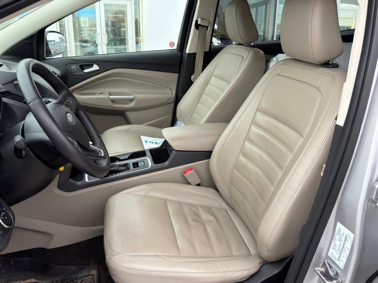 2018 Ford Escape SEL 4WD Photo