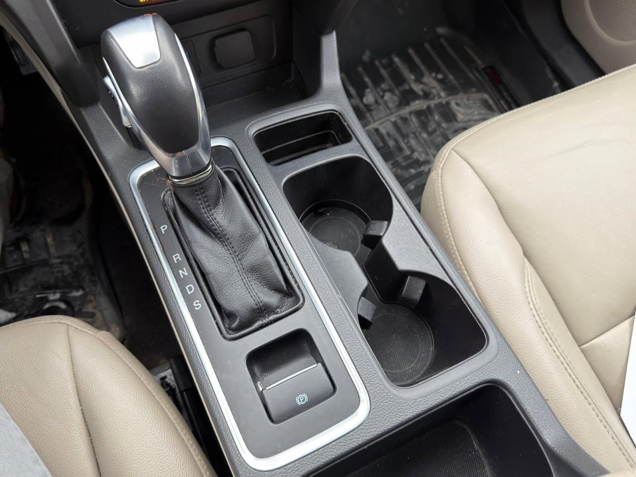 2018 Ford Escape SEL 4WD Photo