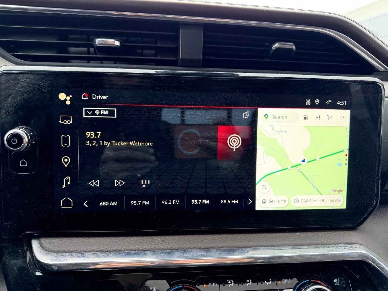 2025 GMC SIERRA 2500HD DenaliDENALI, 6.6L V8 DURAMAX, 4X4, ALLOYS, LEATHE Photo