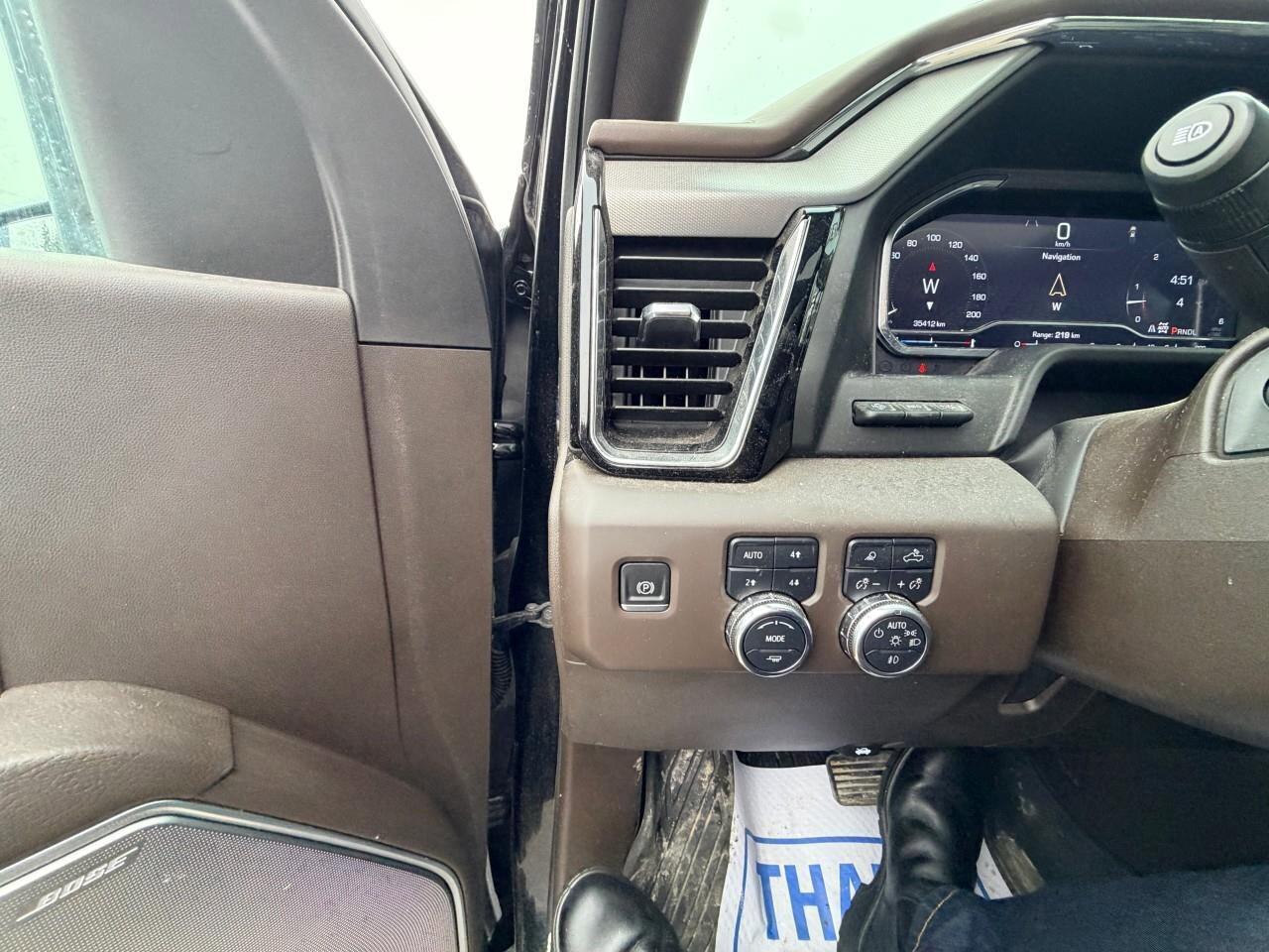 2025 GMC SIERRA 2500HD DenaliDENALI, 6.6L V8 DURAMAX, 4X4, ALLOYS, LEATHE Photo