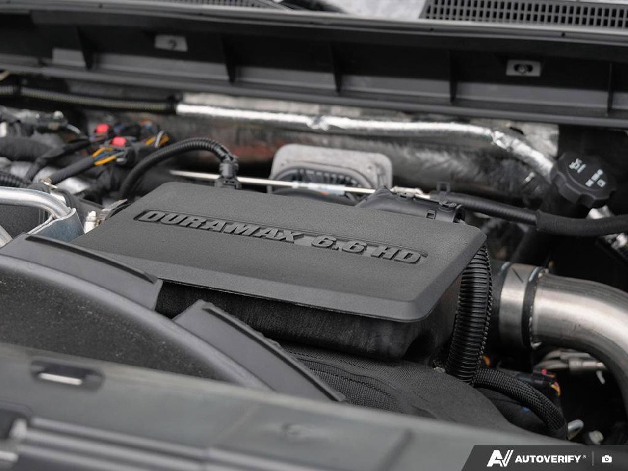 2025 GMC SIERRA 2500HD DenaliDENALI, 6.6L V8 DURAMAX, 4X4, ALLOYS, LEATHE Photo