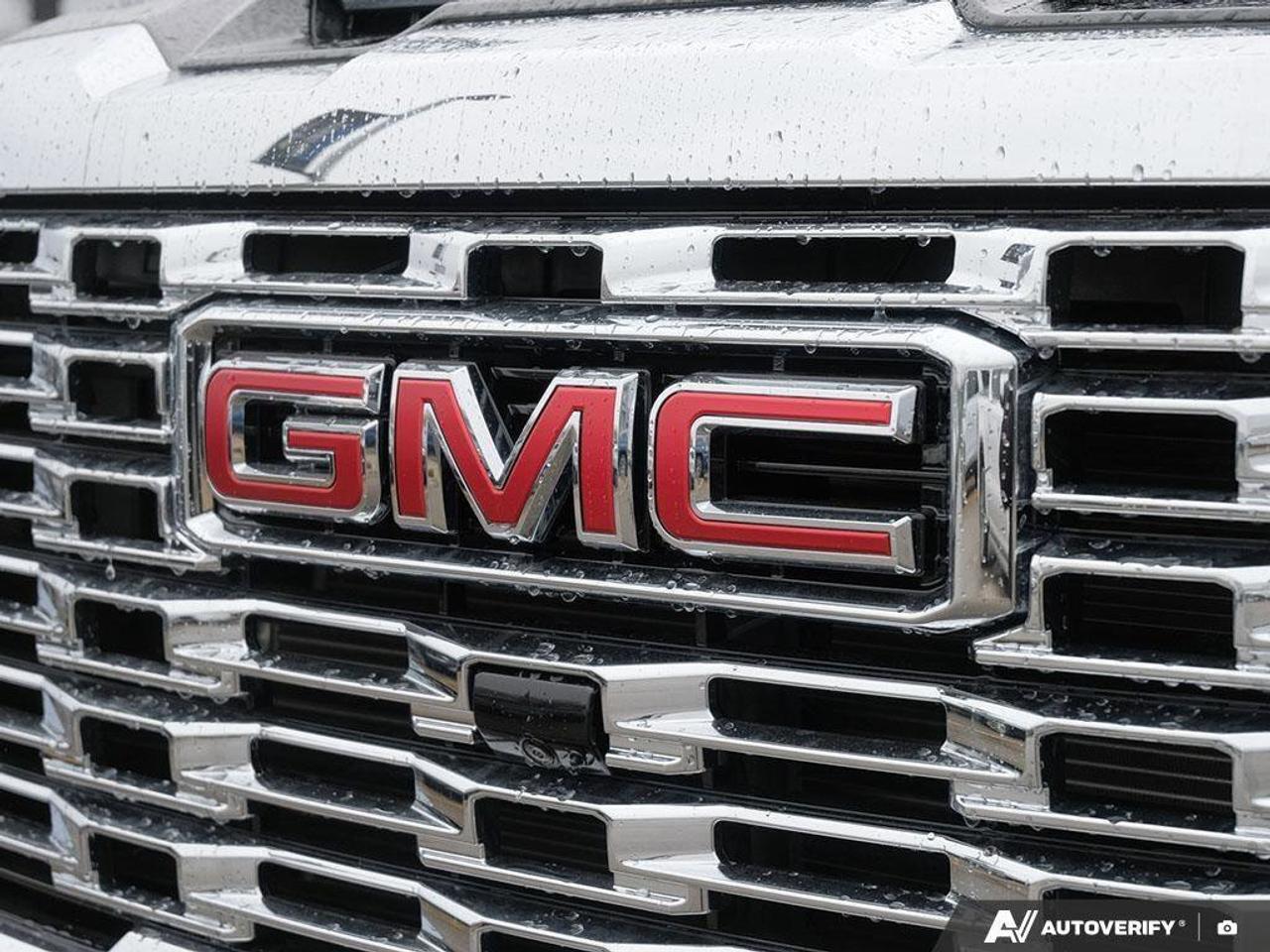 2025 GMC SIERRA 2500HD DenaliDENALI, 6.6L V8 DURAMAX, 4X4, ALLOYS, LEATHE Photo