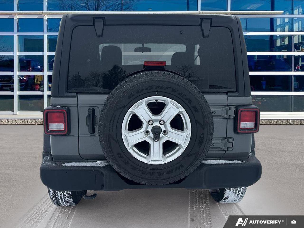 2021 Jeep Wrangler Sport S Photo