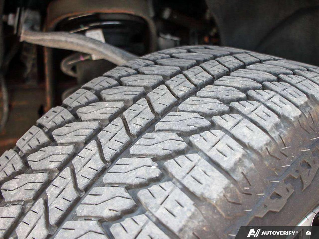 2025 GMC Sierra 1500 AT4, 3.0L V6, 4X4, LEATHER, LOADED, 1-OWNER, CERTIFIED PREOWNED! Photo