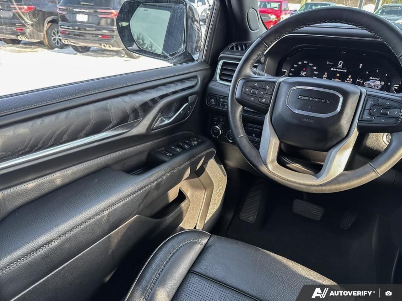 2024 GMC Yukon DenaliSunroof   Remote Start   Power Tailgate   Tr Photo