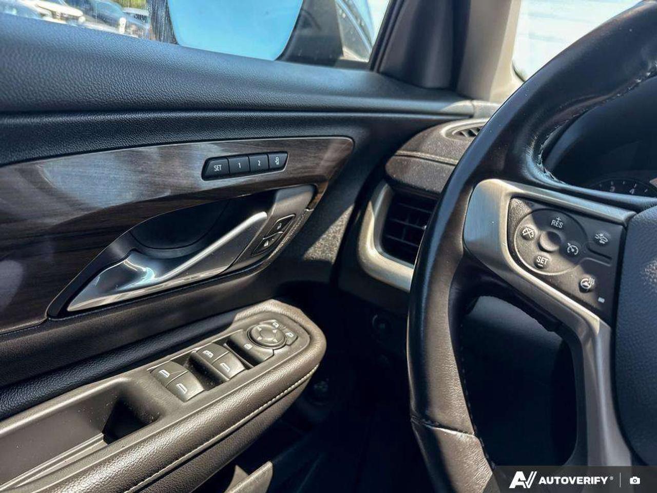 2020 GMC Terrain PANORAMIC SUNROOF. WIRELESS CHARGING. DENALI PRO GRADE PKG. CERTIFIED. Photo