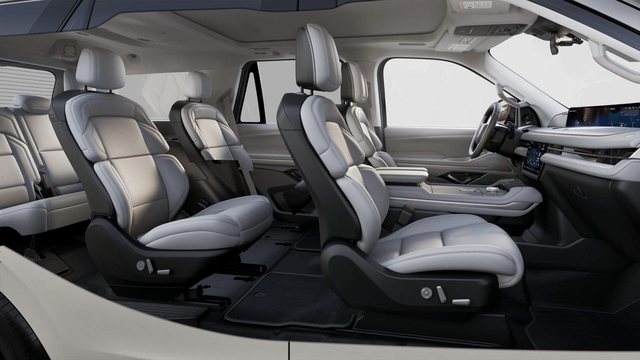 2025 Lincoln Navigator Reserve Photo