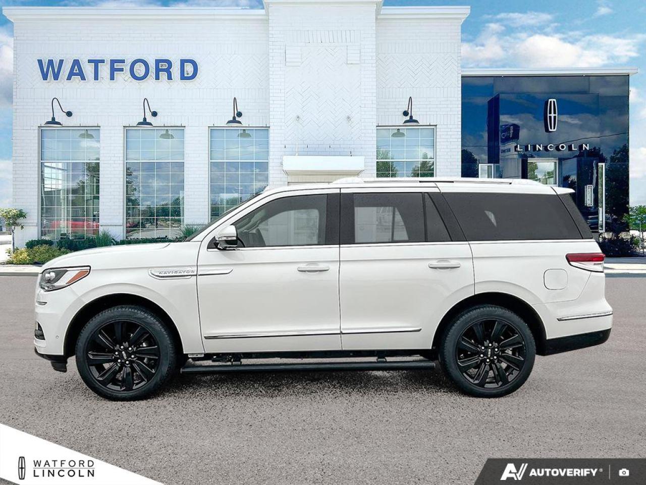 2024 Lincoln Navigator Reserve 4x4 Photo