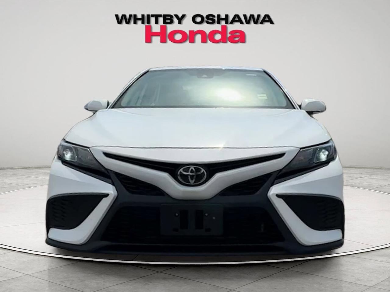 2024 Toyota Camry SE Photo