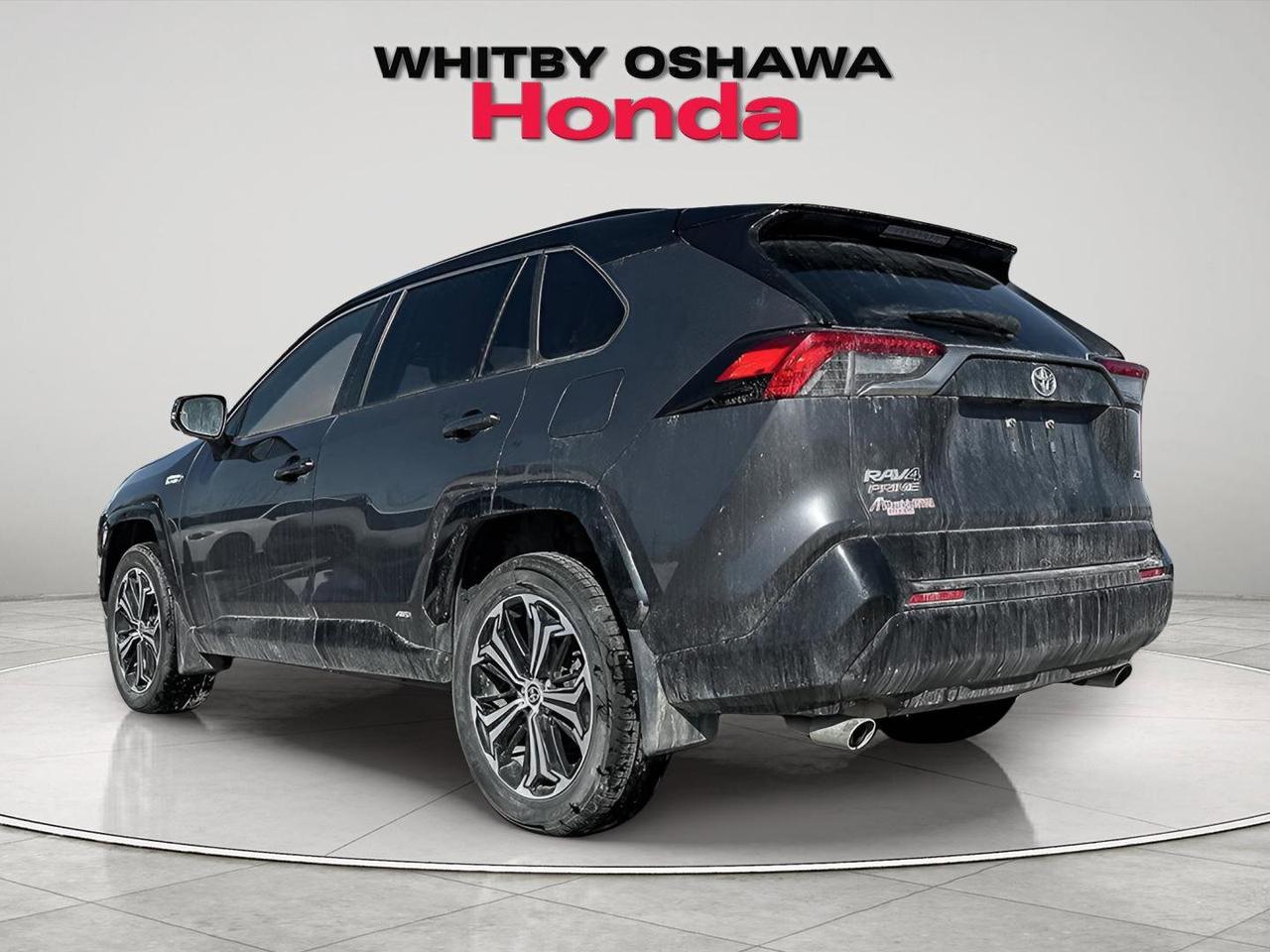 2024 Toyota RAV4 Prime XSE Photo2
