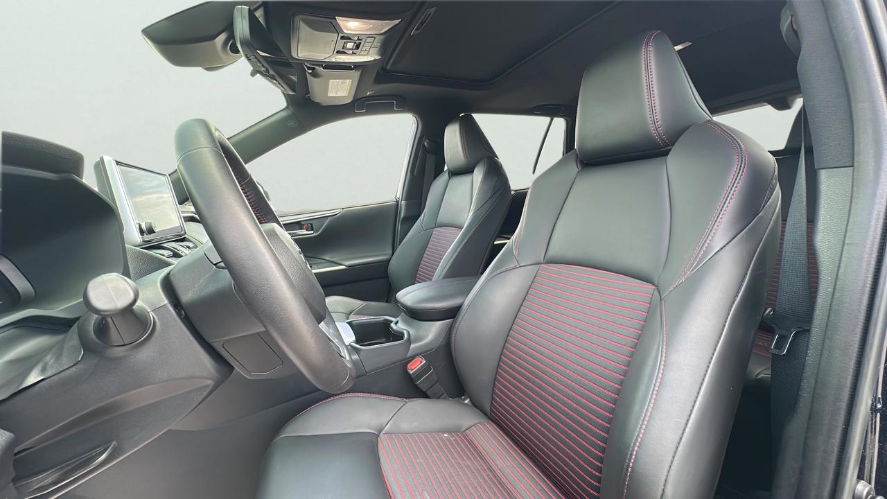 2024 Toyota RAV4 Prime XSE Photo