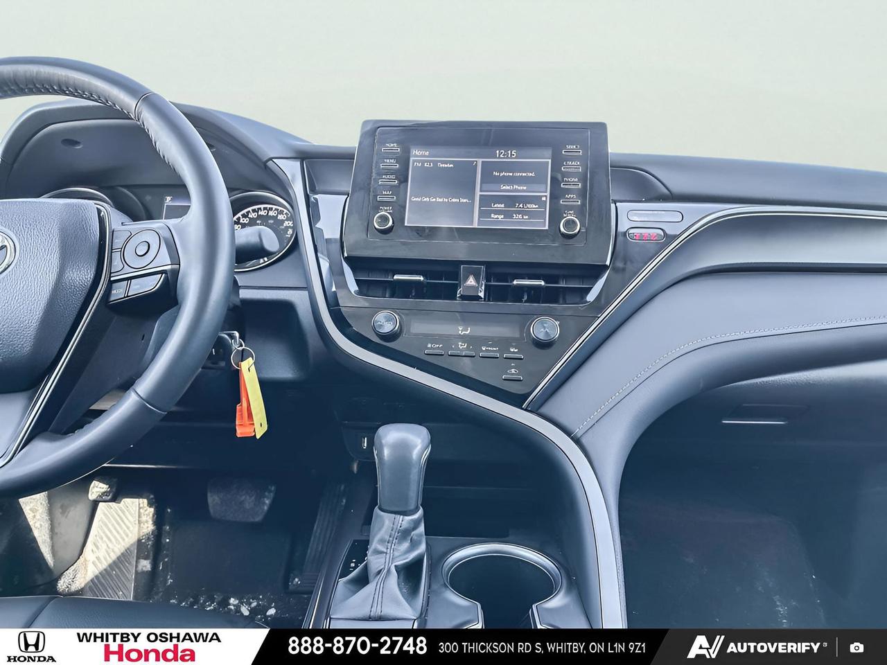 2024 Toyota Camry SE Photo
