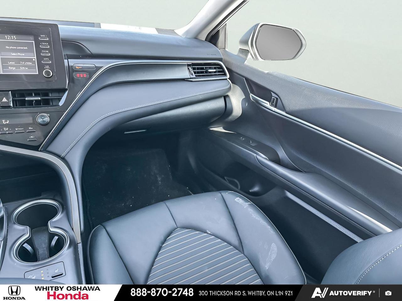 2024 Toyota Camry SE Photo
