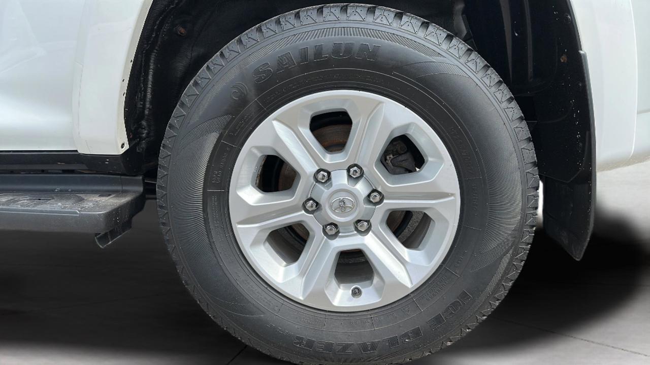 2024 Toyota 4Runner BASE Photo