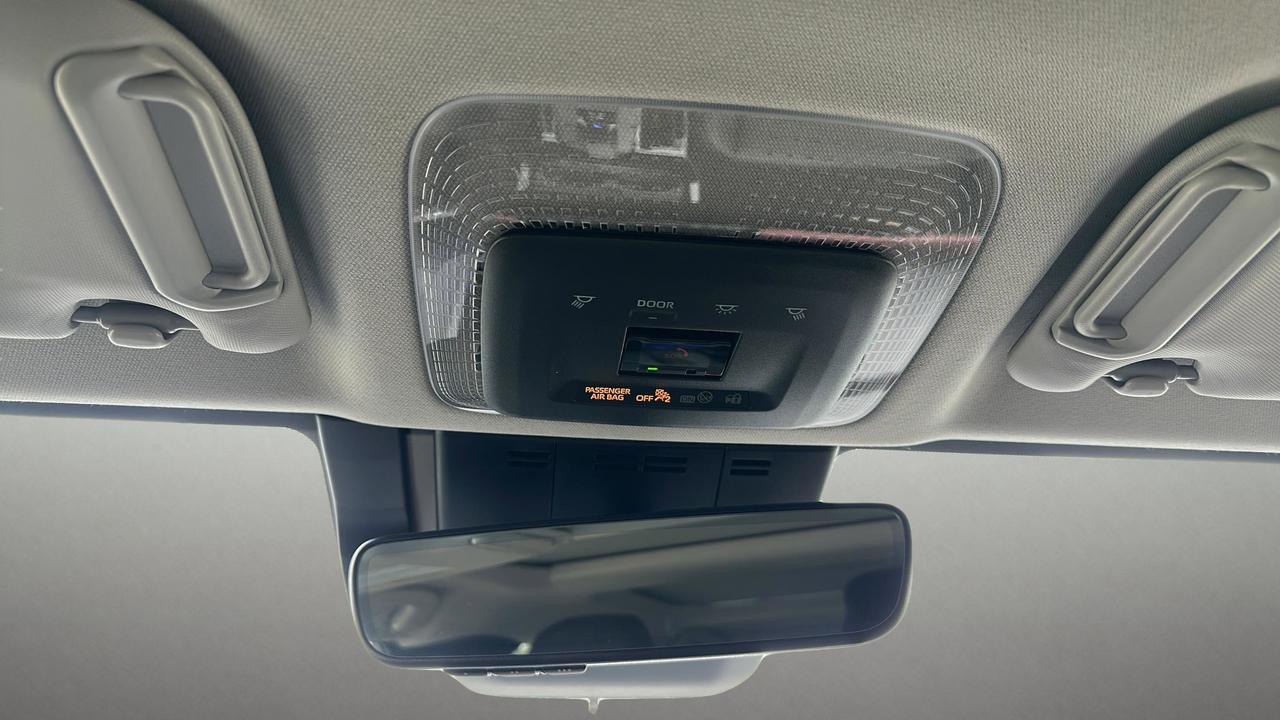 2024 Toyota Prius Prime XSE Premium Photo