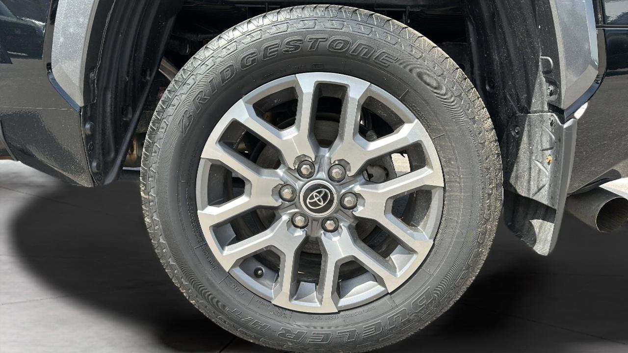 2023 Toyota Tundra Platinum Photo