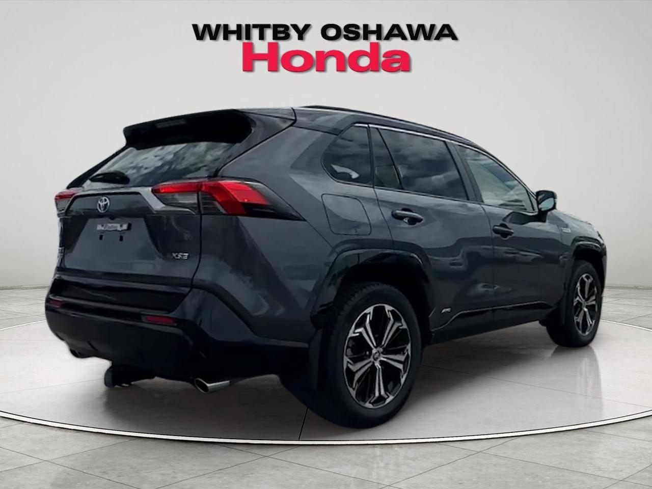 2024 Toyota RAV4 Prime XSE Photo4
