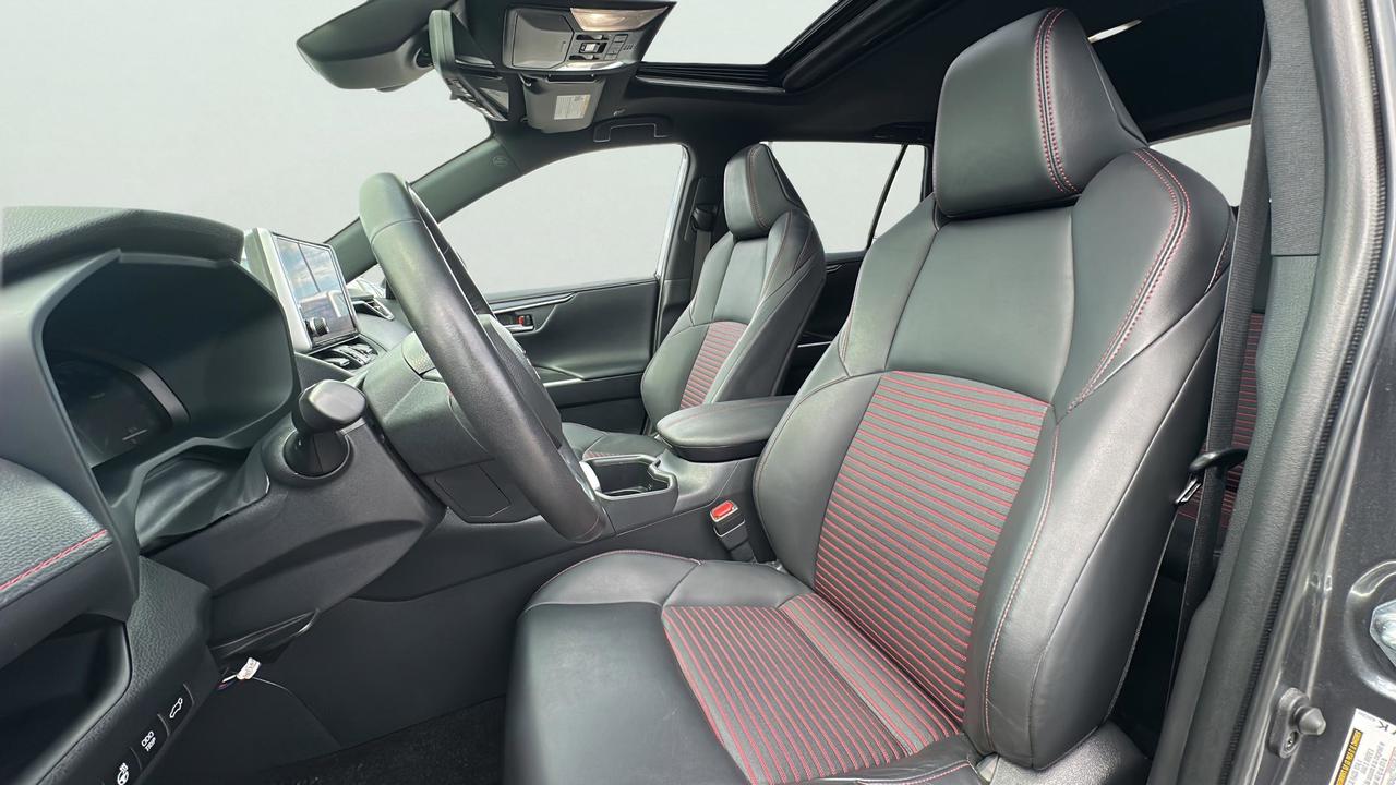 2024 Toyota RAV4 Prime XSE Photo