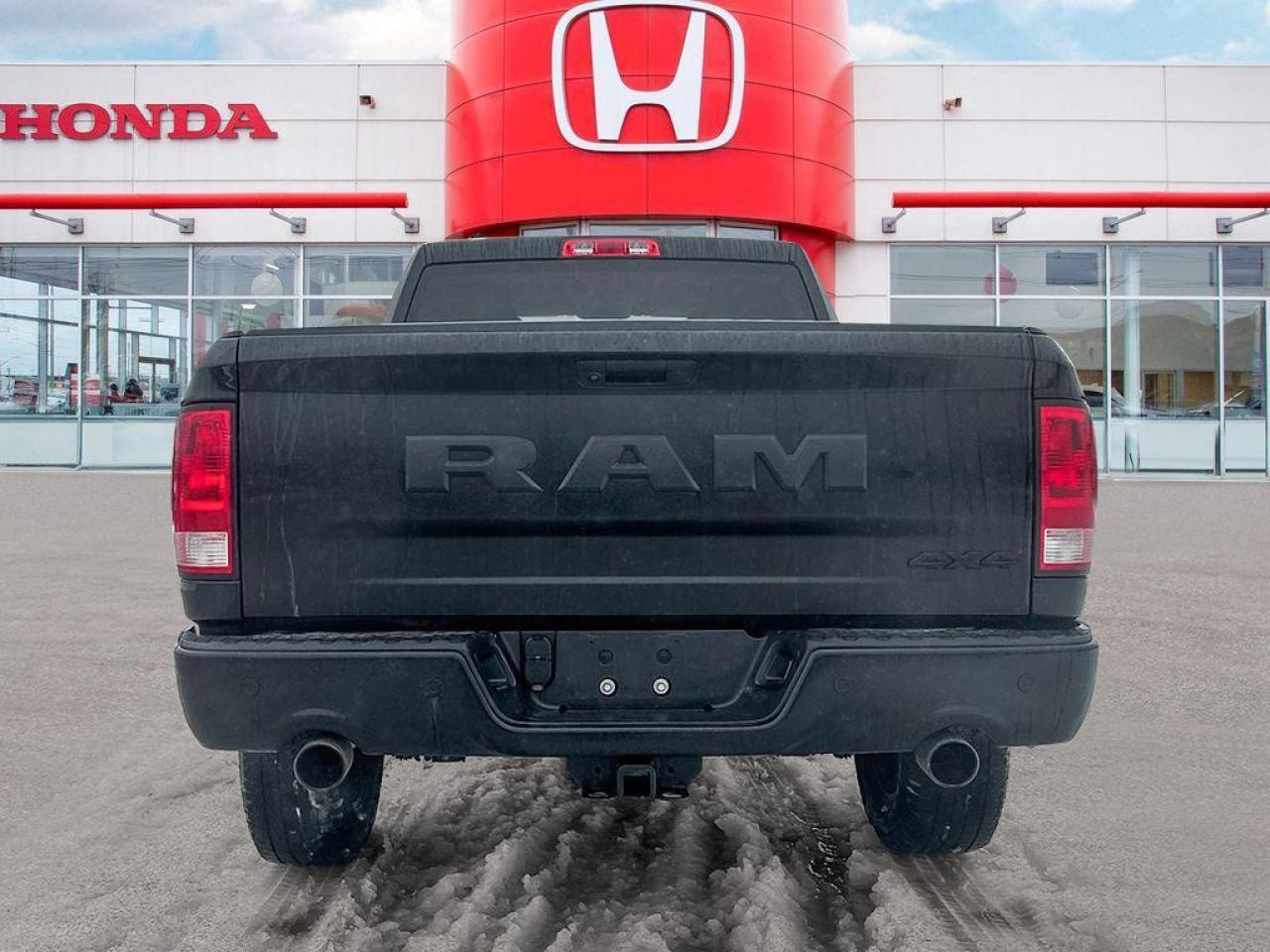 2023 RAM 1500 Classic EXPRESS Photo