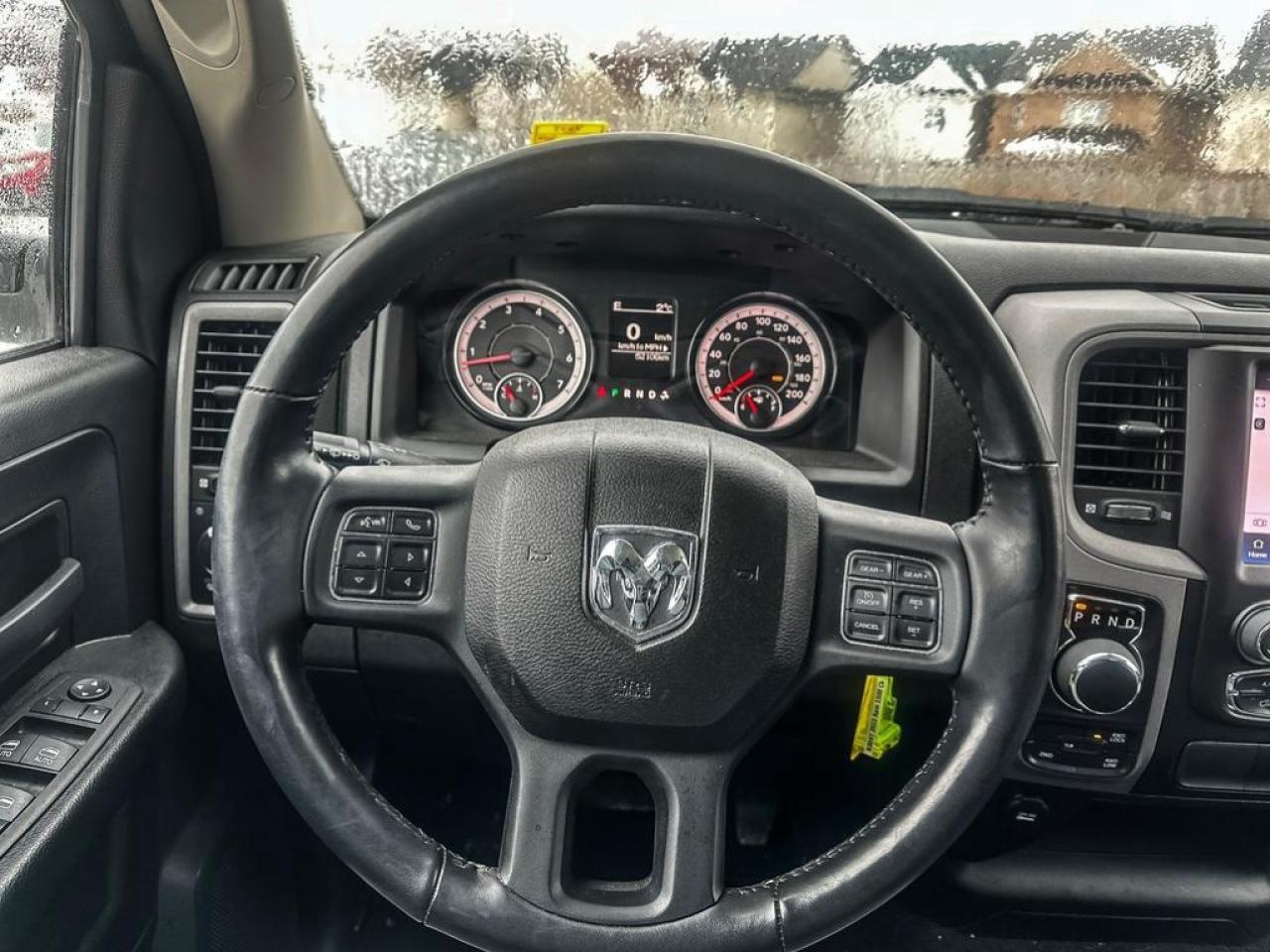 2023 RAM 1500 Classic EXPRESS Photo