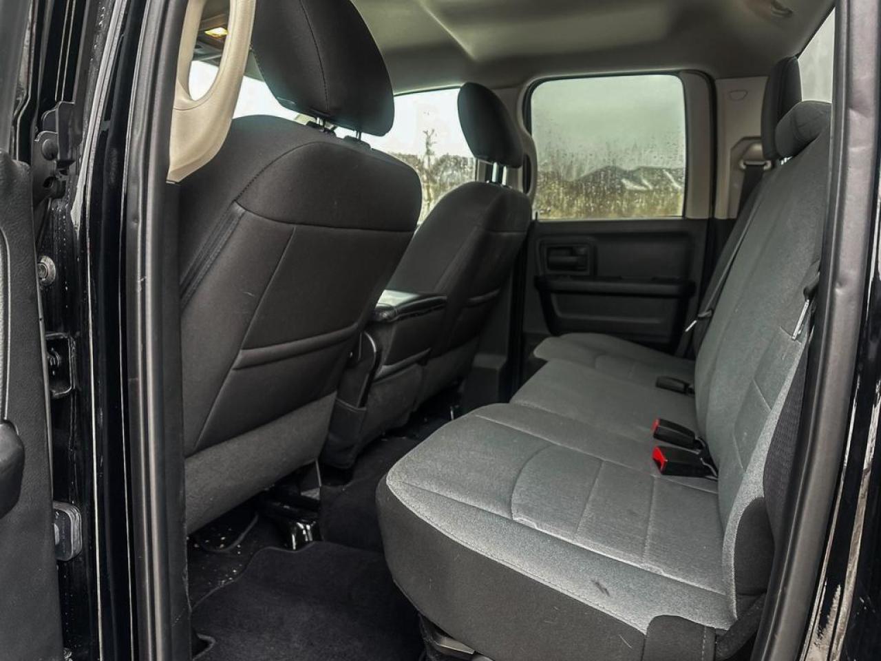 2023 RAM 1500 Classic EXPRESS Photo