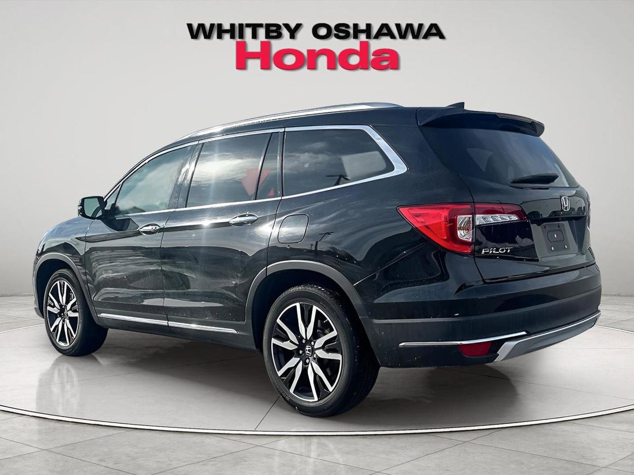 2022 Honda Pilot 8 Passenger Photo2