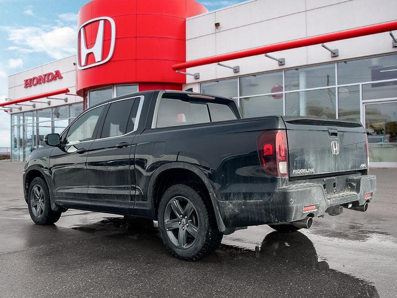 2023 Honda Ridgeline EX-L Photo3