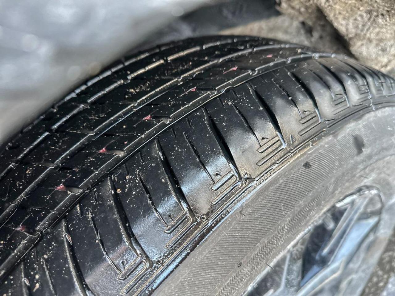 2024 Honda CR-V Hybrid EX-L Photo