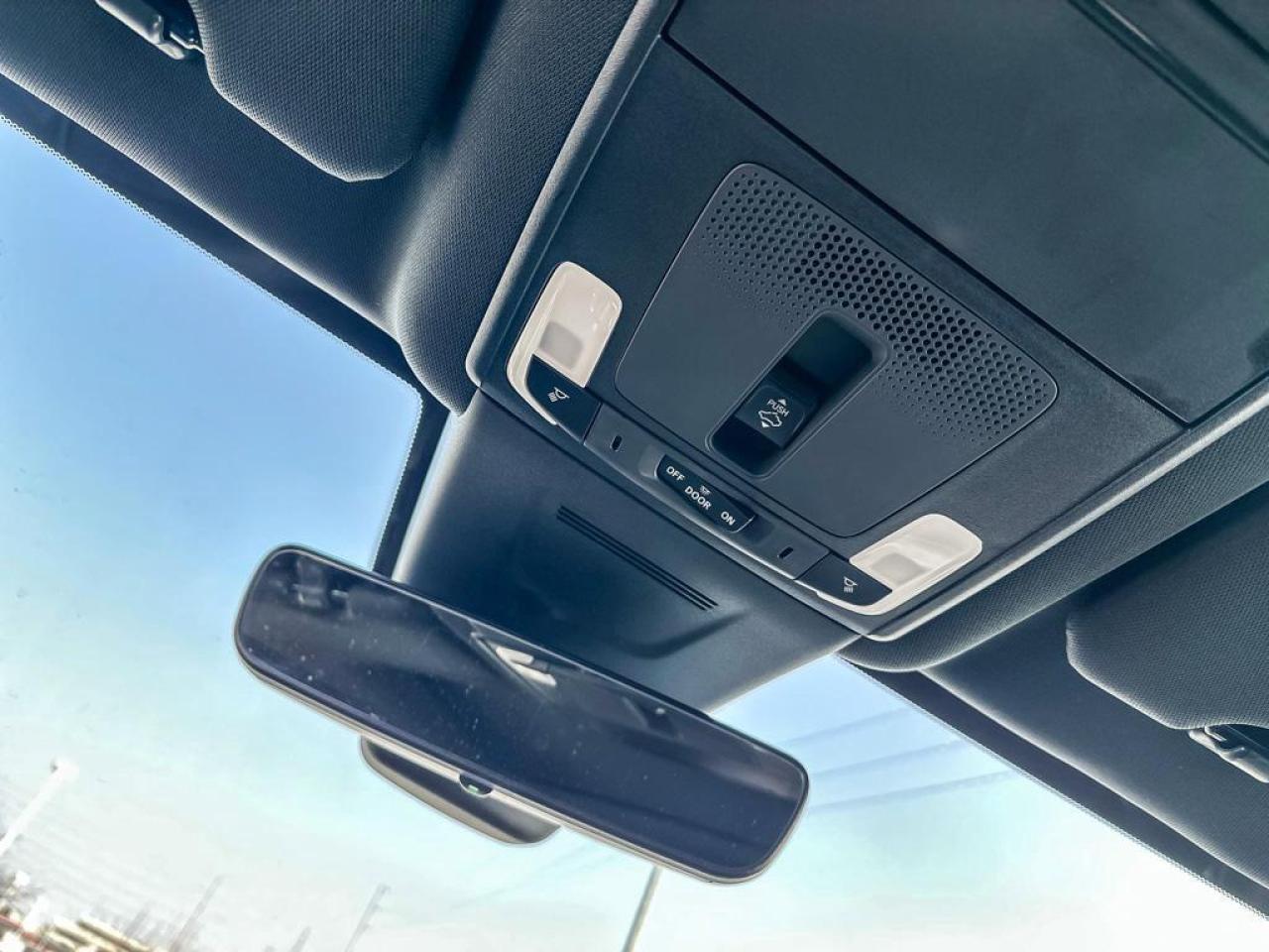 2024 Honda CR-V Hybrid EX-L Photo