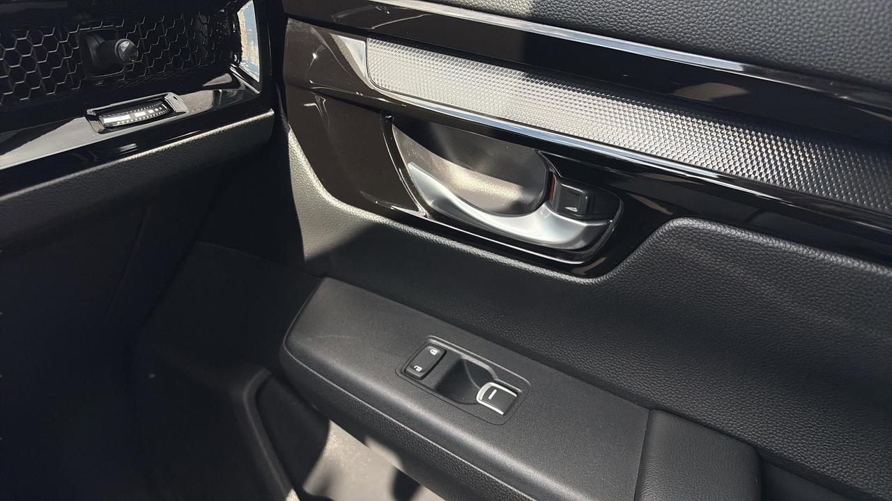 2024 Honda CR-V Sport Photo
