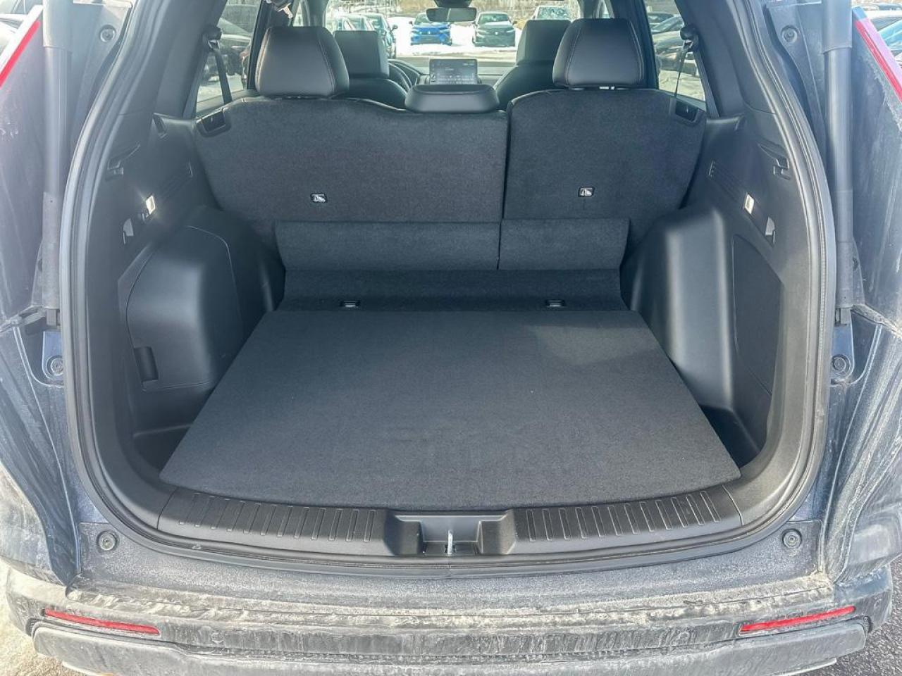 2023 Honda CR-V Hybrid Touring Photo