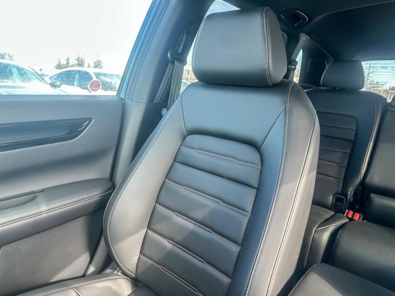 2023 Honda CR-V Hybrid Touring Photo