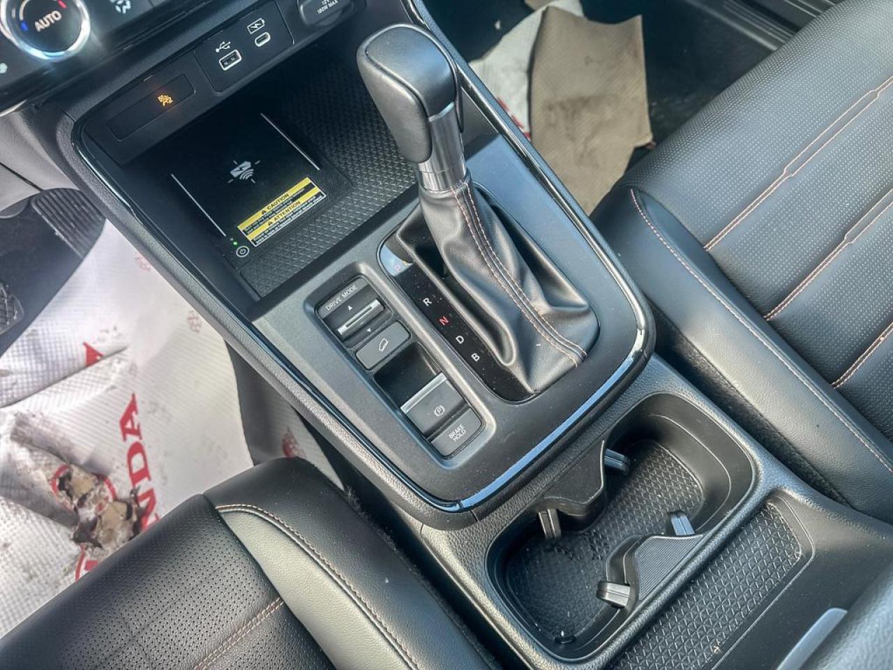 2023 Honda CR-V Hybrid Touring Photo