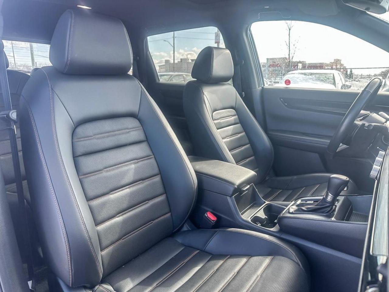 2023 Honda CR-V Hybrid Touring Photo