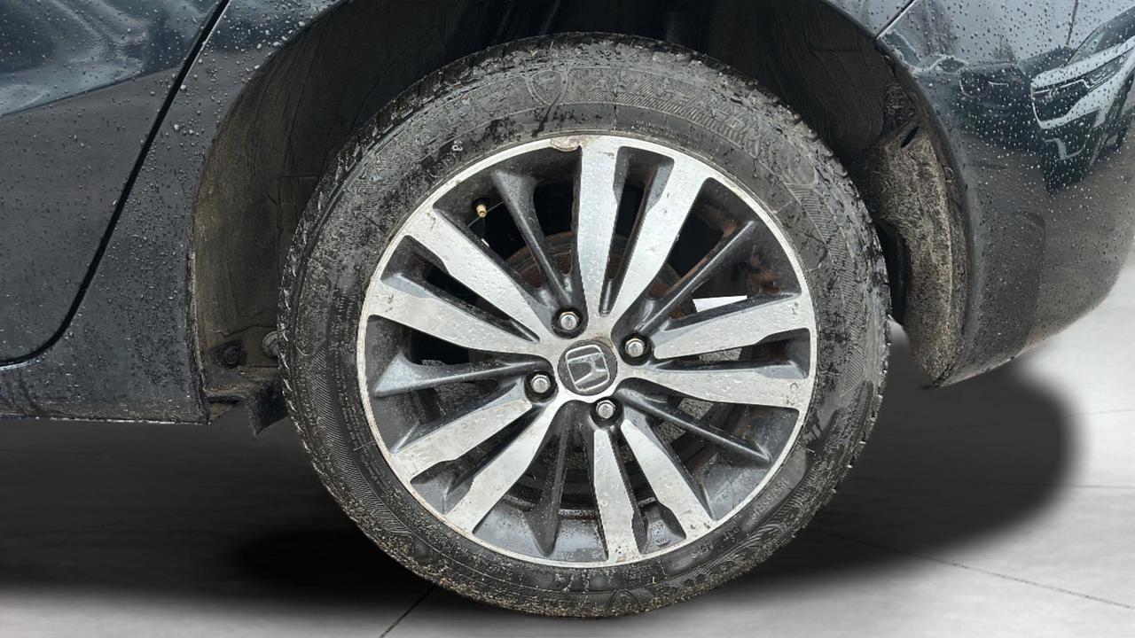 2017 Honda Fit SE Photo