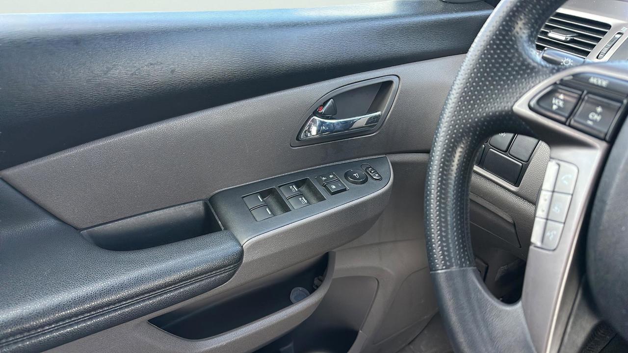 2017 Honda Odyssey EX Photo