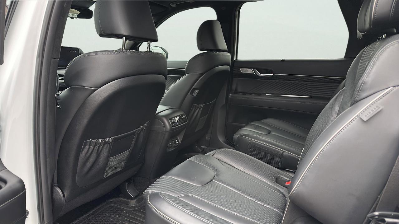 2025 Hyundai PALISADE ULTIMATE Photo