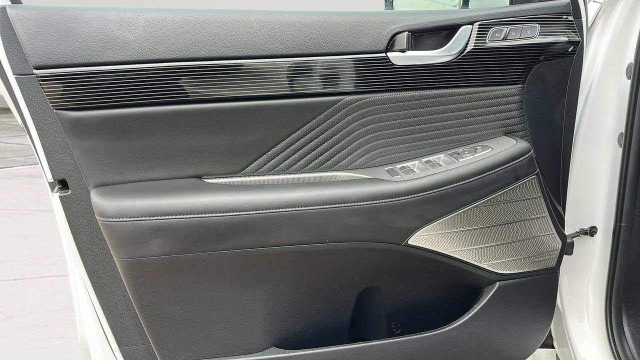 2025 Hyundai PALISADE ULTIMATE Photo