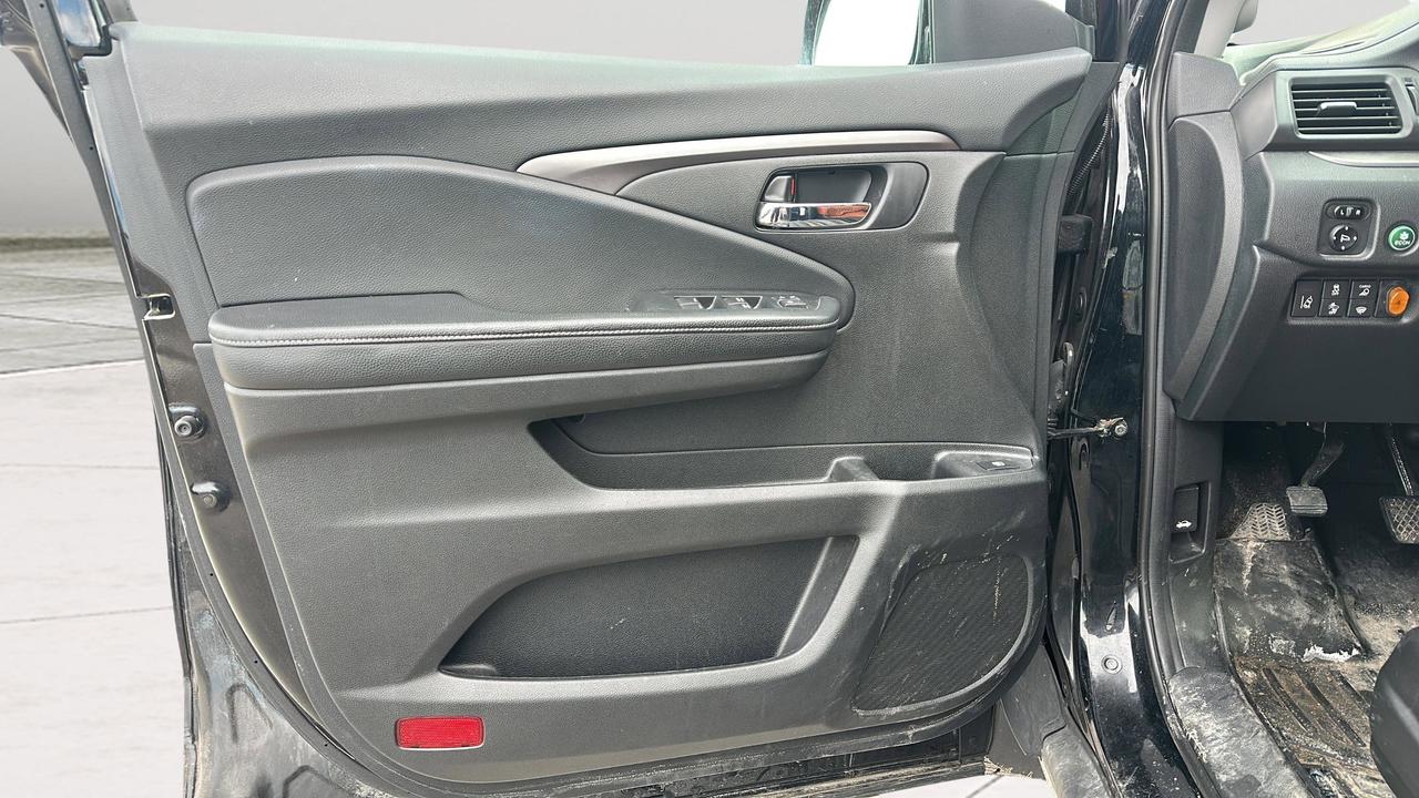 2020 Honda Ridgeline SPORT Photo