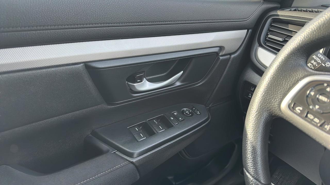 2022 Honda CR-V LX Photo