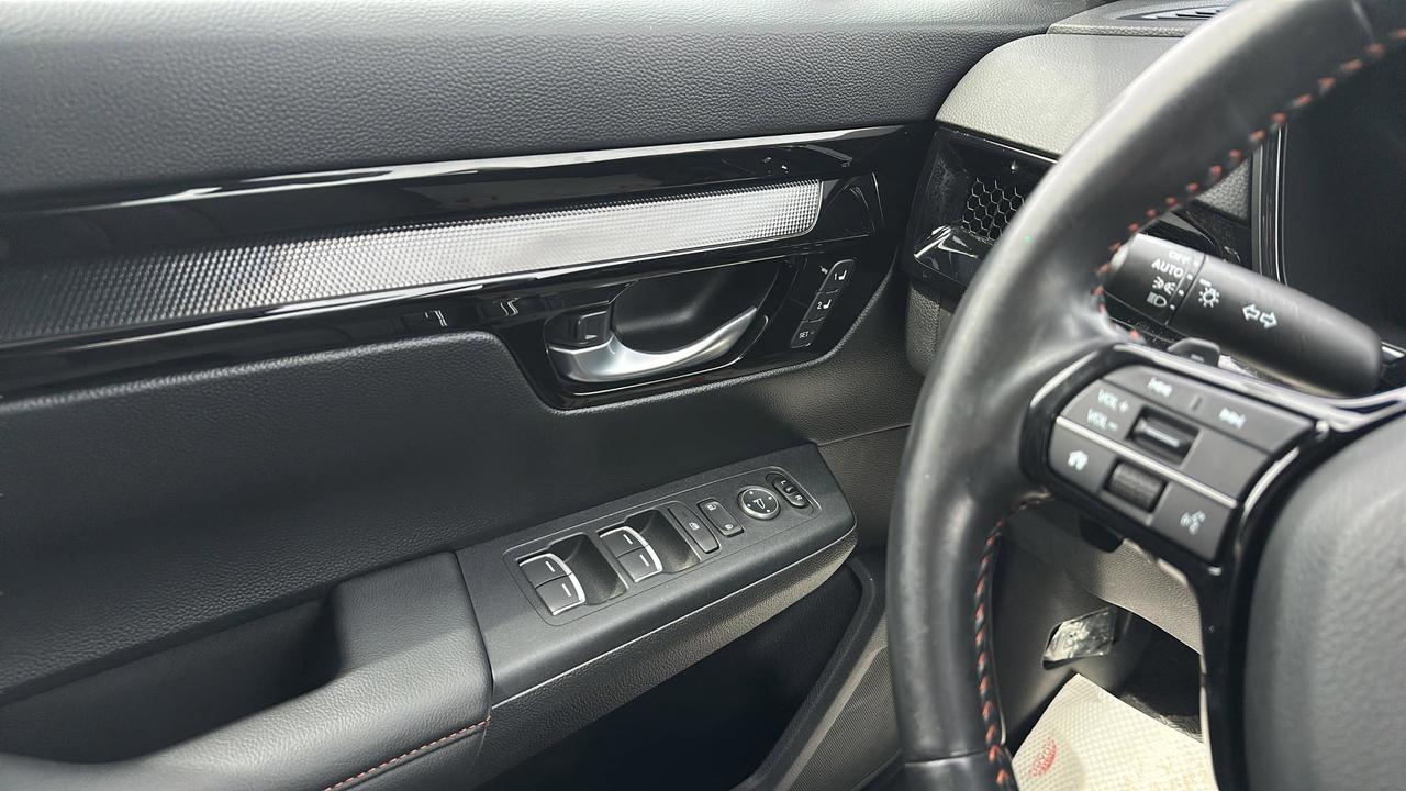 2024 Honda CR-V Hybrid Touring Photo