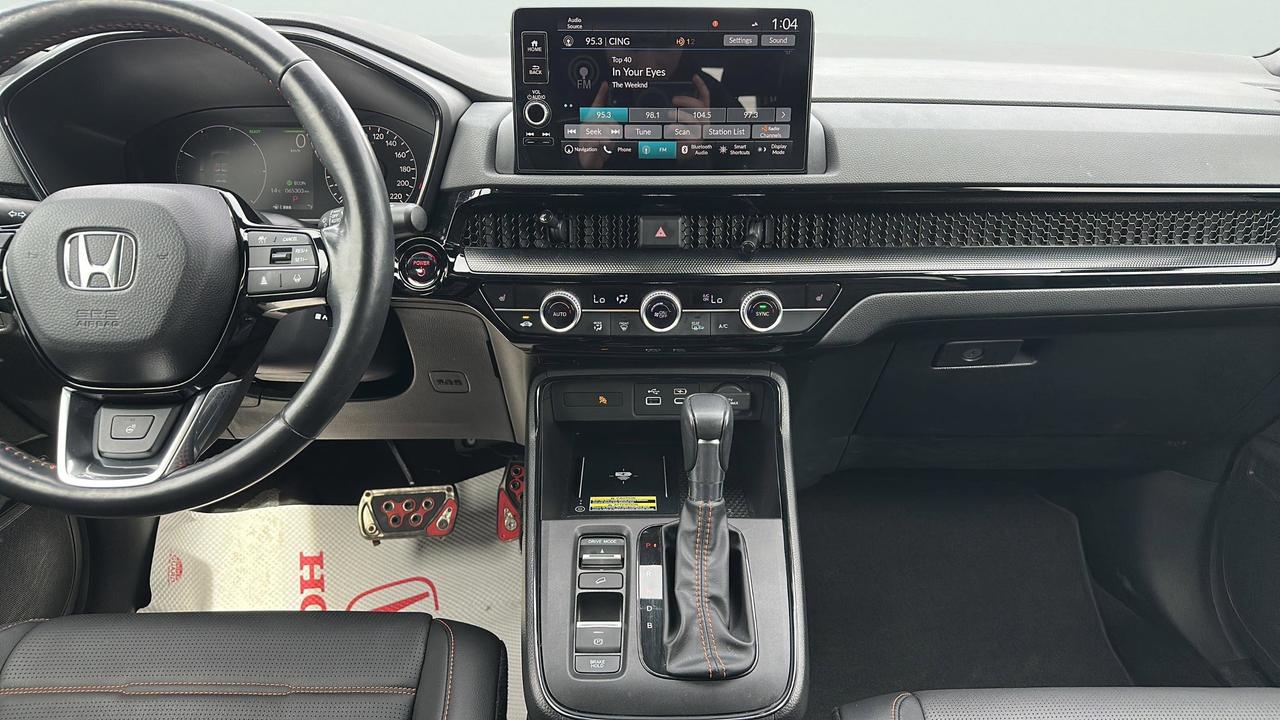 2024 Honda CR-V Hybrid Touring Photo