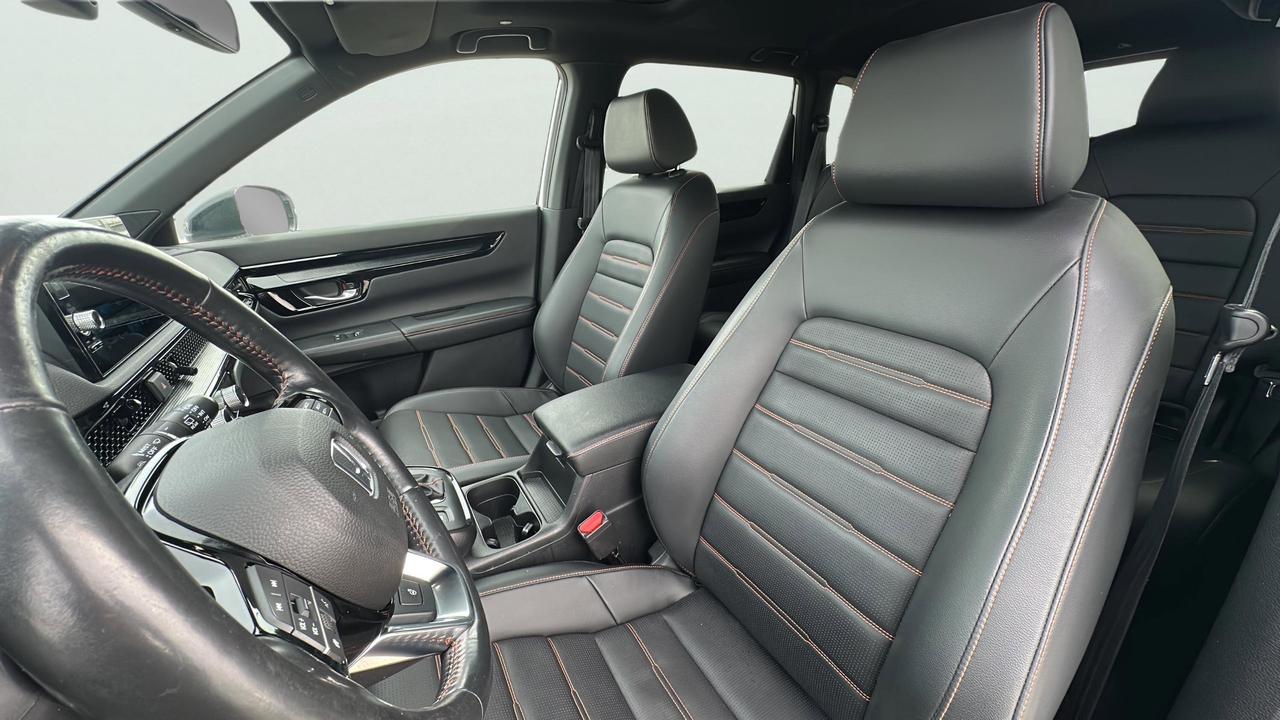 2024 Honda CR-V Hybrid Touring Photo