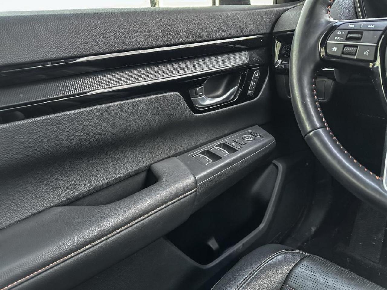 2025 Honda CR-V Hybrid Touring Photo