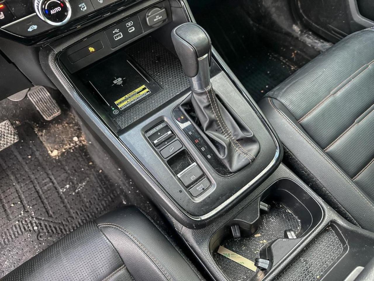 2025 Honda CR-V Hybrid Touring Photo