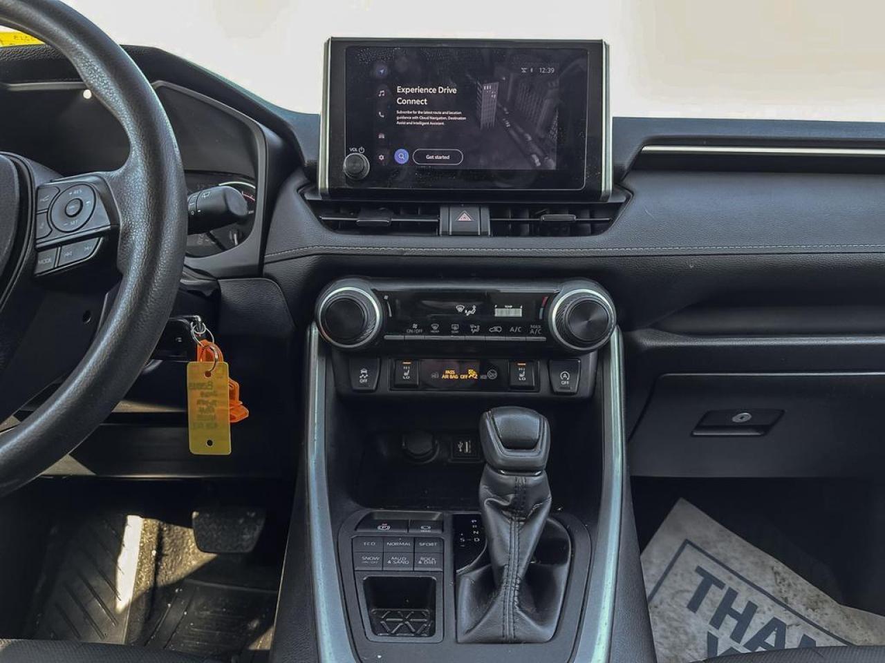 2024 Toyota RAV4 LE Photo