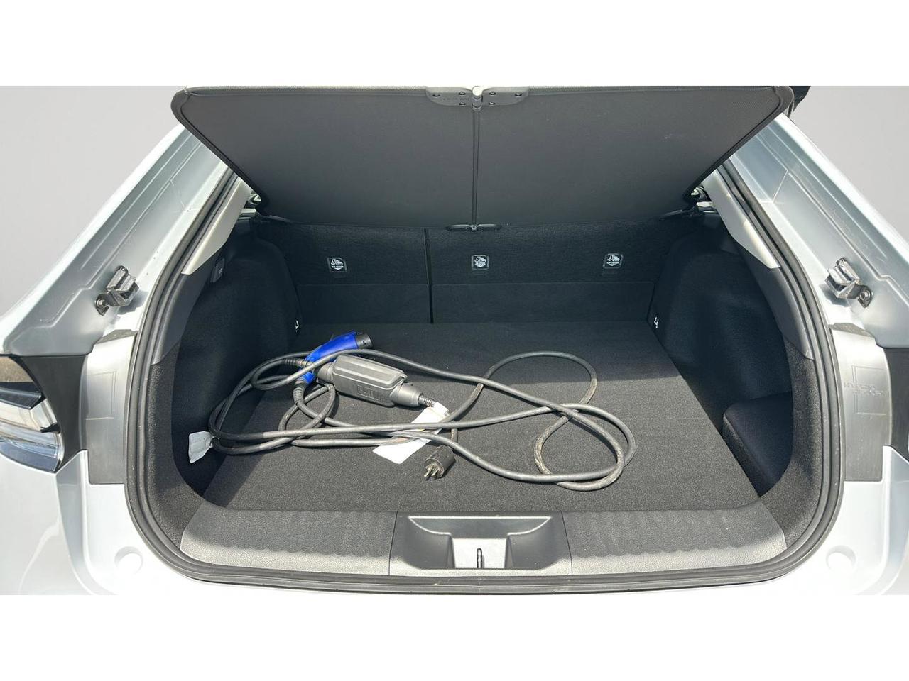 2025 Toyota Prius Plug-In Hybrid XSE Premium Photo