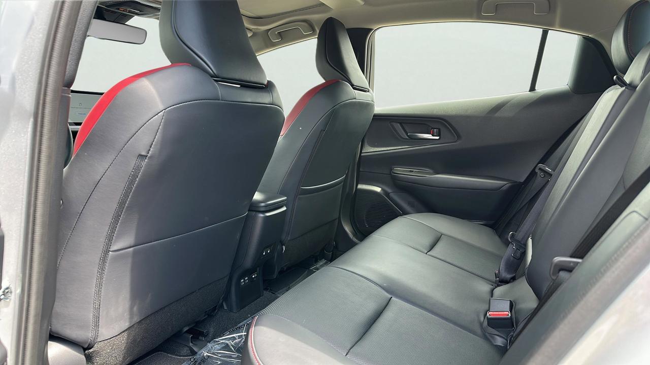2025 Toyota Prius Plug-In Hybrid XSE Premium Photo