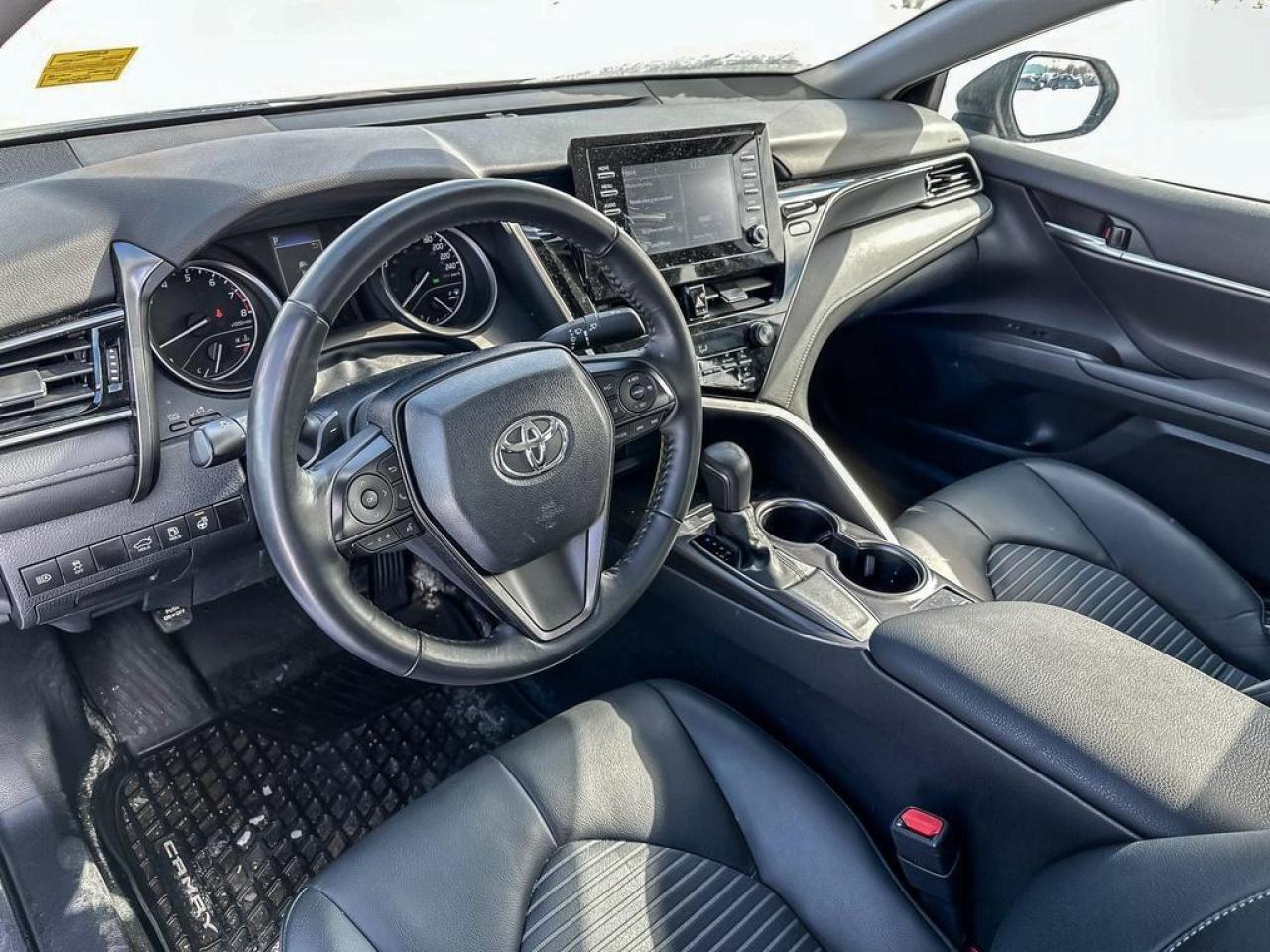 2024 Toyota Camry SE Photo